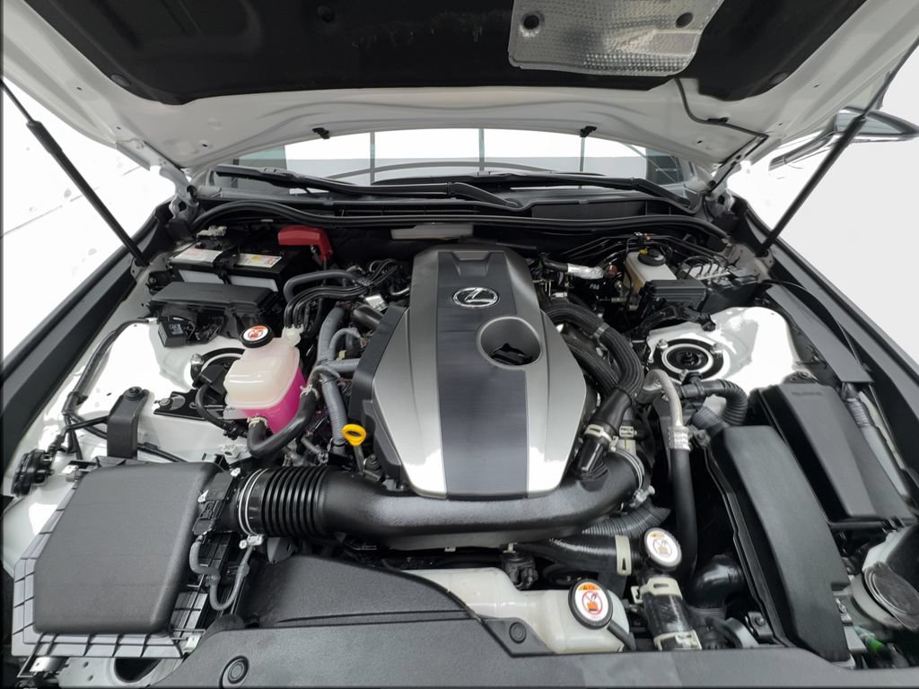 Used 2023 Lexus IS 300 w/ Comfort Package RWD image 17