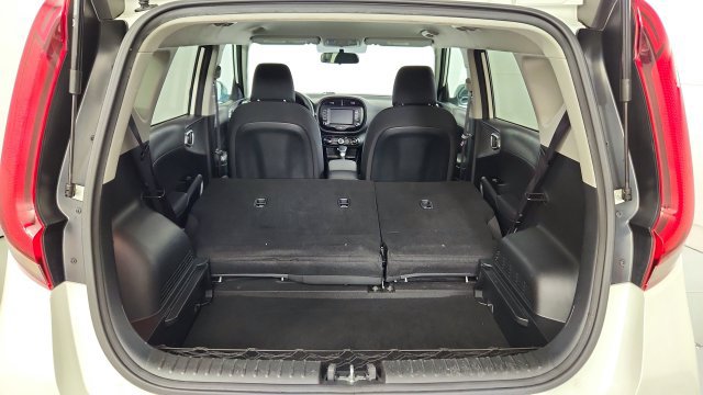 Used 2021 Kia Soul LX FWD image 31