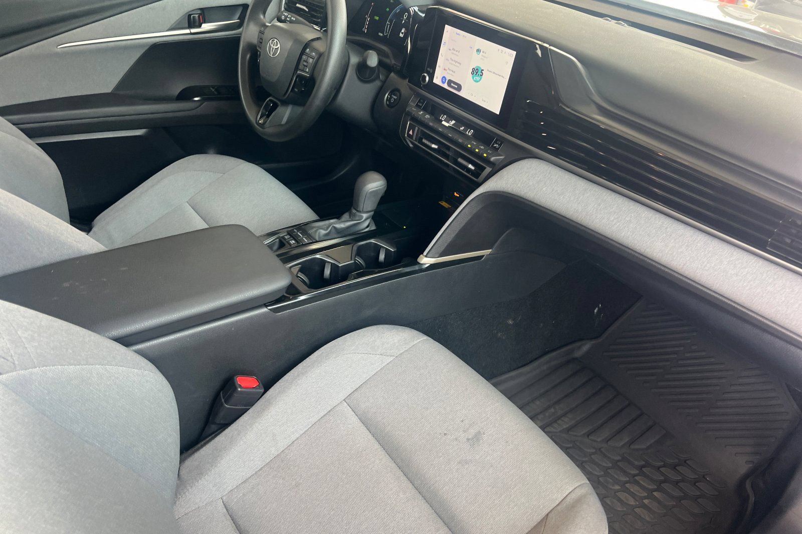 Used 2025 Toyota Camry LE w/ Convenience Package AWD/4WD image 12