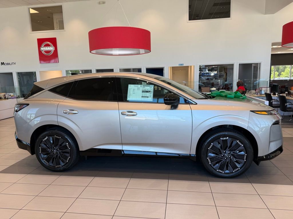 New 2026 Nissan Murano Platinum AWD/4WD image 2