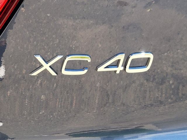 New 2026 Volvo XC40 B5 Core w/ Protection Package Premier AWD/4WD image 16