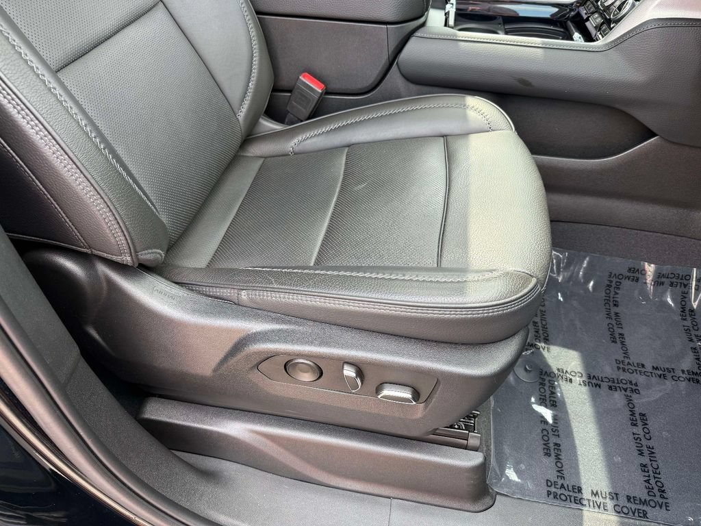 Used 2023 GMC Yukon Denali w/ Max Trailering Package AWD/4WD image 15