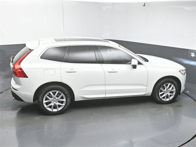 Used 2018 Volvo XC60 T5 Momentum w/ Vision Package image 48