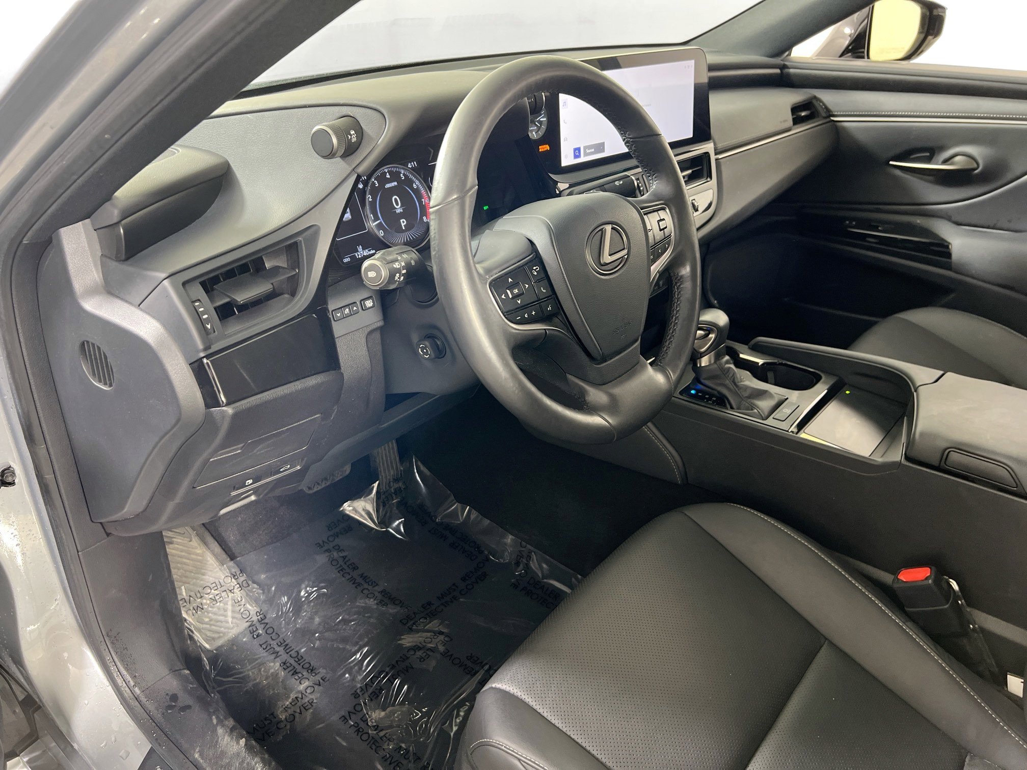 Used 2023 Lexus ES 350 w/ Premium Package image 9