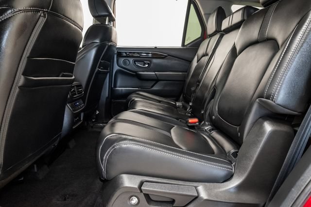Used 2025 Honda Pilot Touring image 28