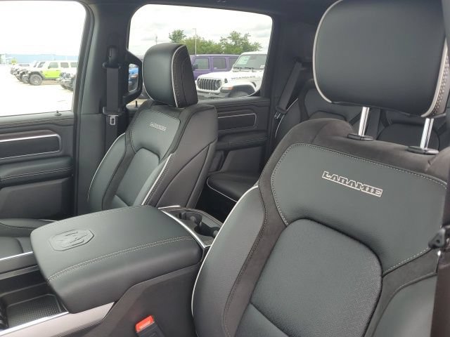 New 2026 RAM 1500 Laramie w/ Night Edition AWD/4WD image 8