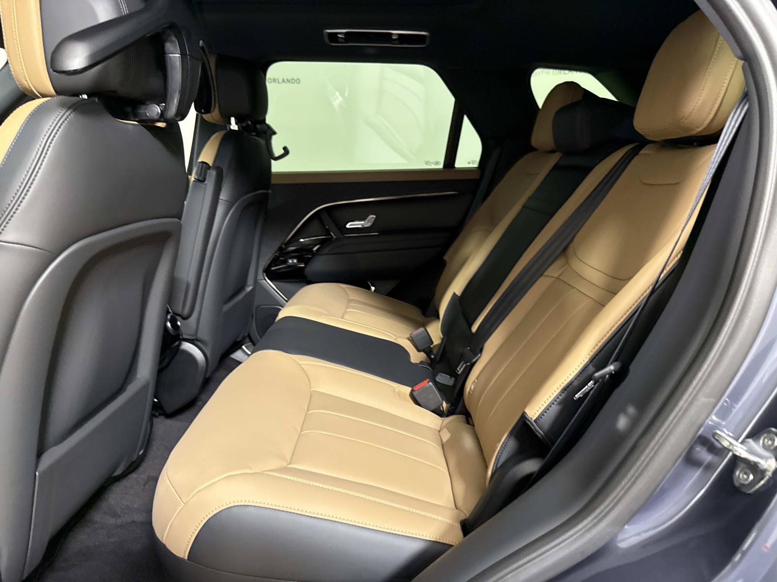 New 2026 Land Rover Range Rover Sport Dynamic SE AWD/4WD image 15
