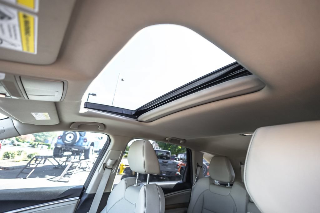 Used 2019 Acura MDX w/ Technology Package AWD/4WD image 19