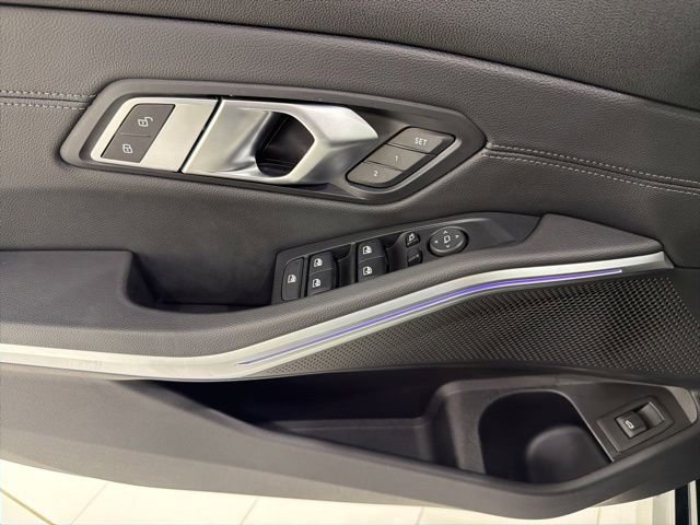 Used 2021 BMW 330i Sedan w/ Premium Package RWD image 11