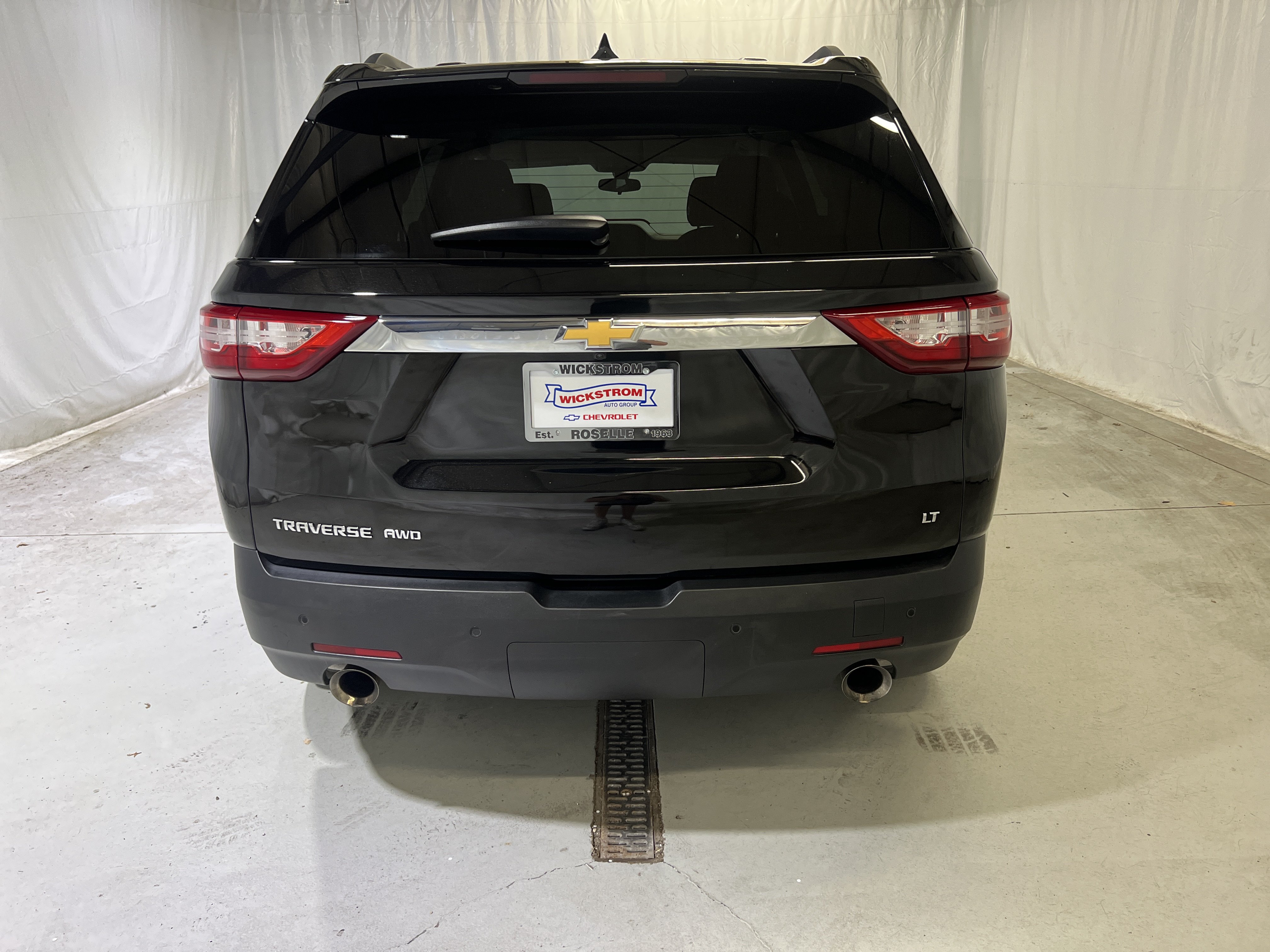Used 2019 Chevrolet Traverse LT w/ LPO, Floor Liner Package AWD/4WD image 9