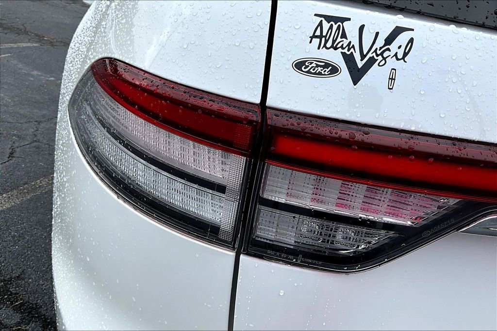 Used 2020 Lincoln Aviator Reserve w/ Class IV Trailer Tow Package image 30