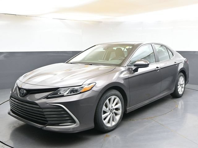 Used 2022 Toyota Camry LE