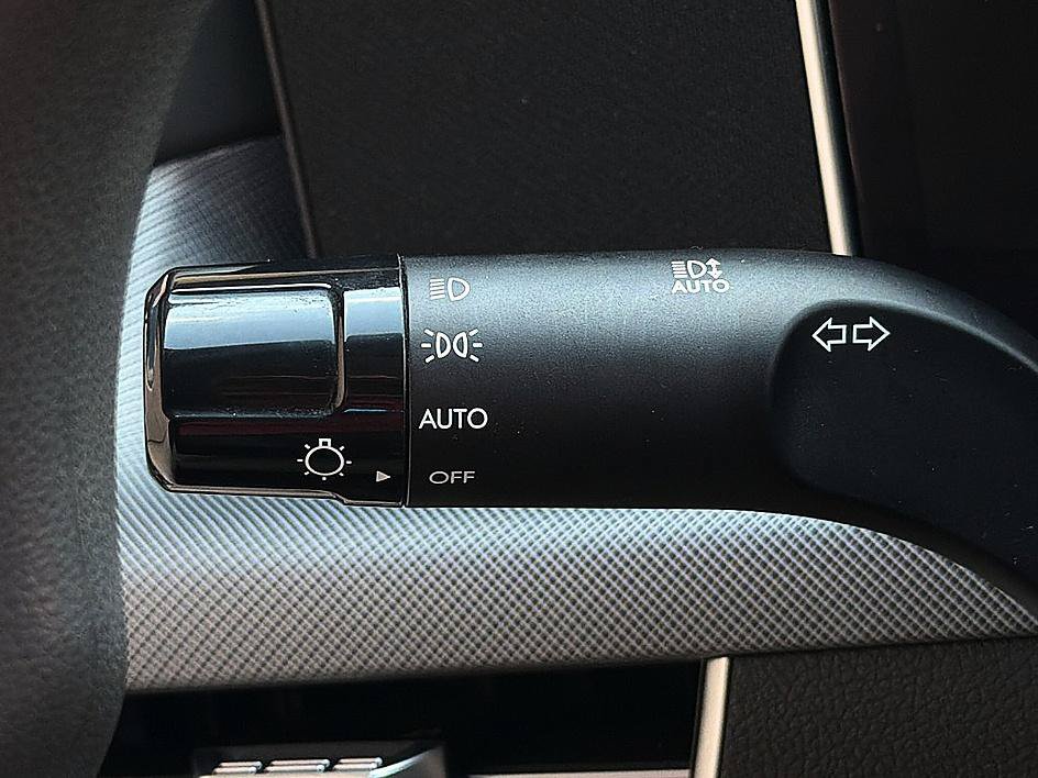 Certified 2025 Hyundai Sonata SEL FWD image 19