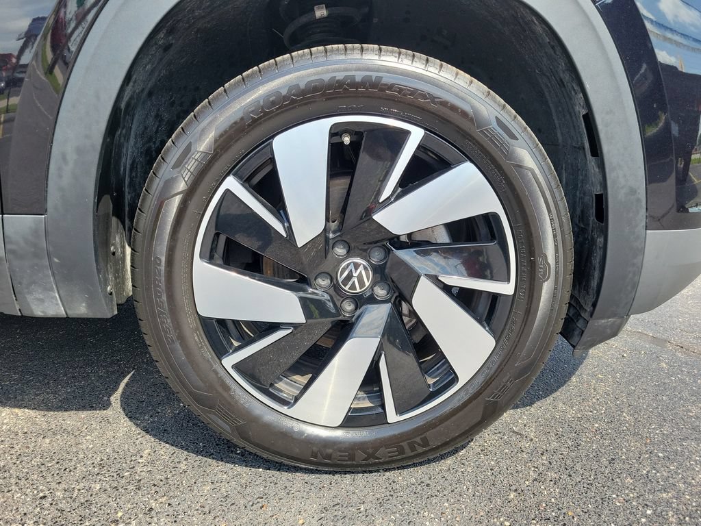 Used 2026 Volkswagen Atlas Cross Sport SE AWD/4WD image 6