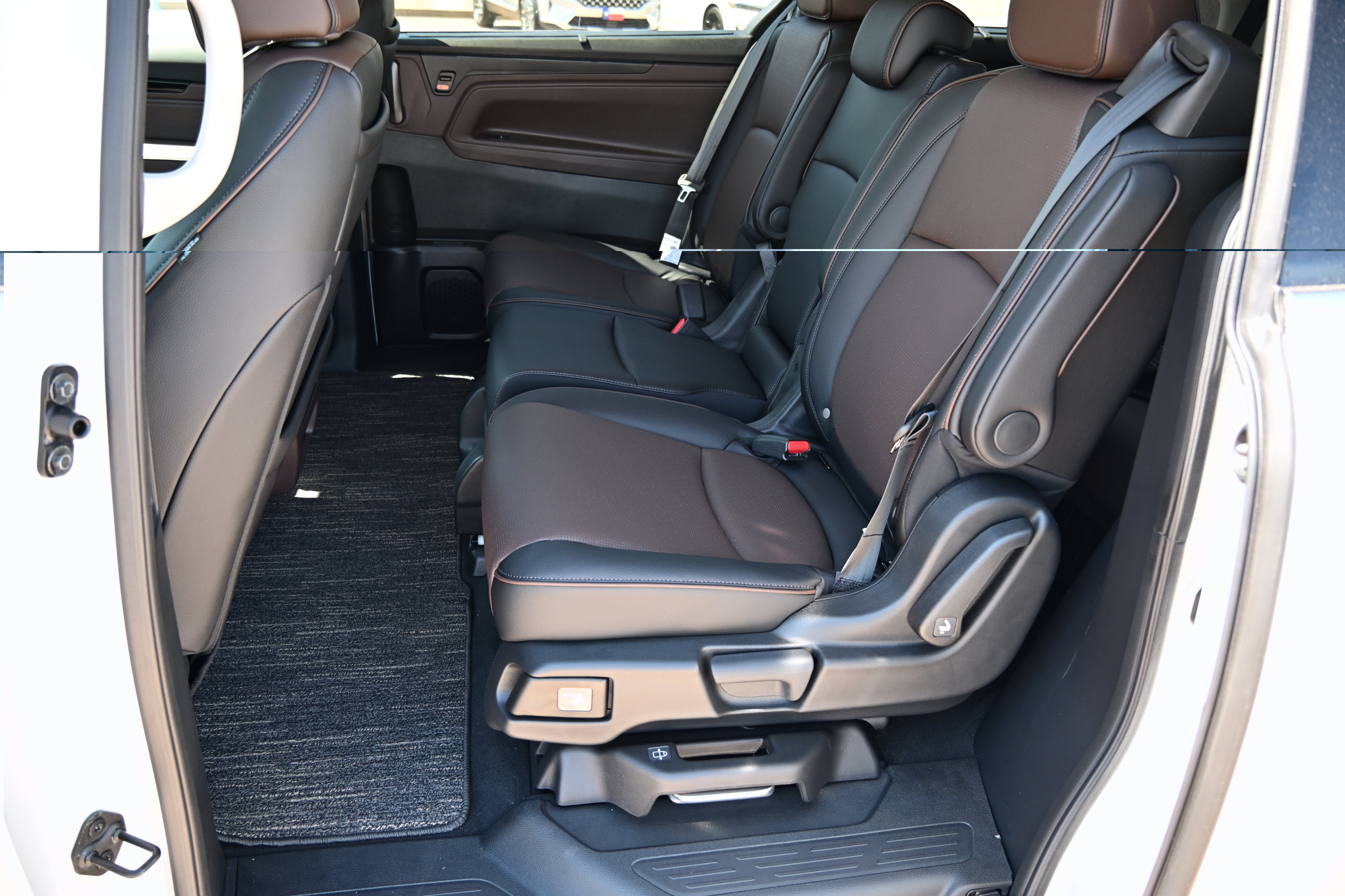 New 2026 Honda Odyssey Elite image 17
