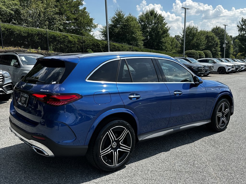 Certified 2025 Mercedes-Benz GLC 300 4MATIC w/ AMG Line image 8