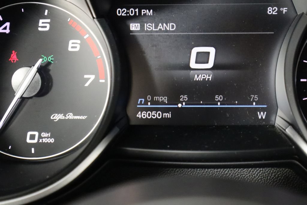 Used 2023 Alfa Romeo Stelvio Ti AWD/4WD image 42