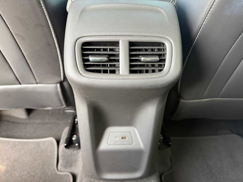 Used 2025 Buick Envision Sport Touring image 38