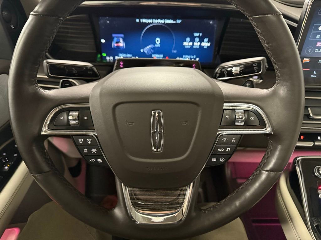 Used 2023 Lincoln Navigator Black Label AWD/4WD image 11