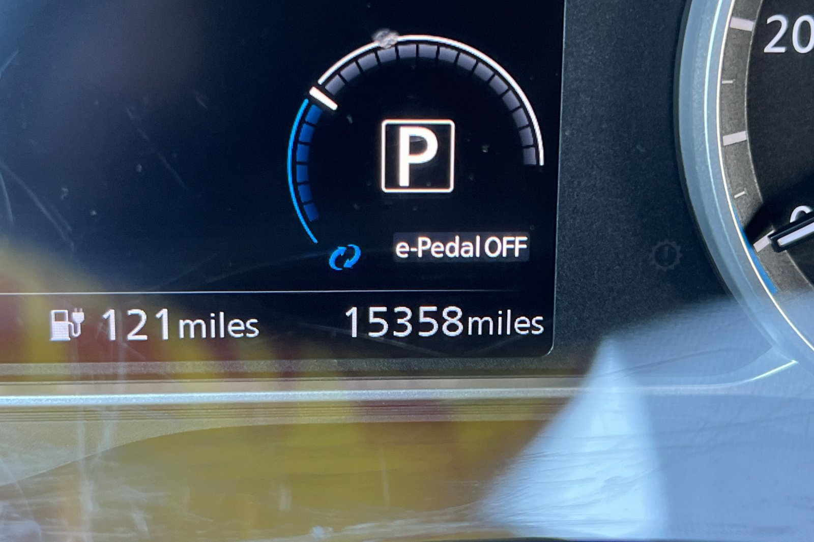 Certified 2025 Nissan Leaf S FWD image 30