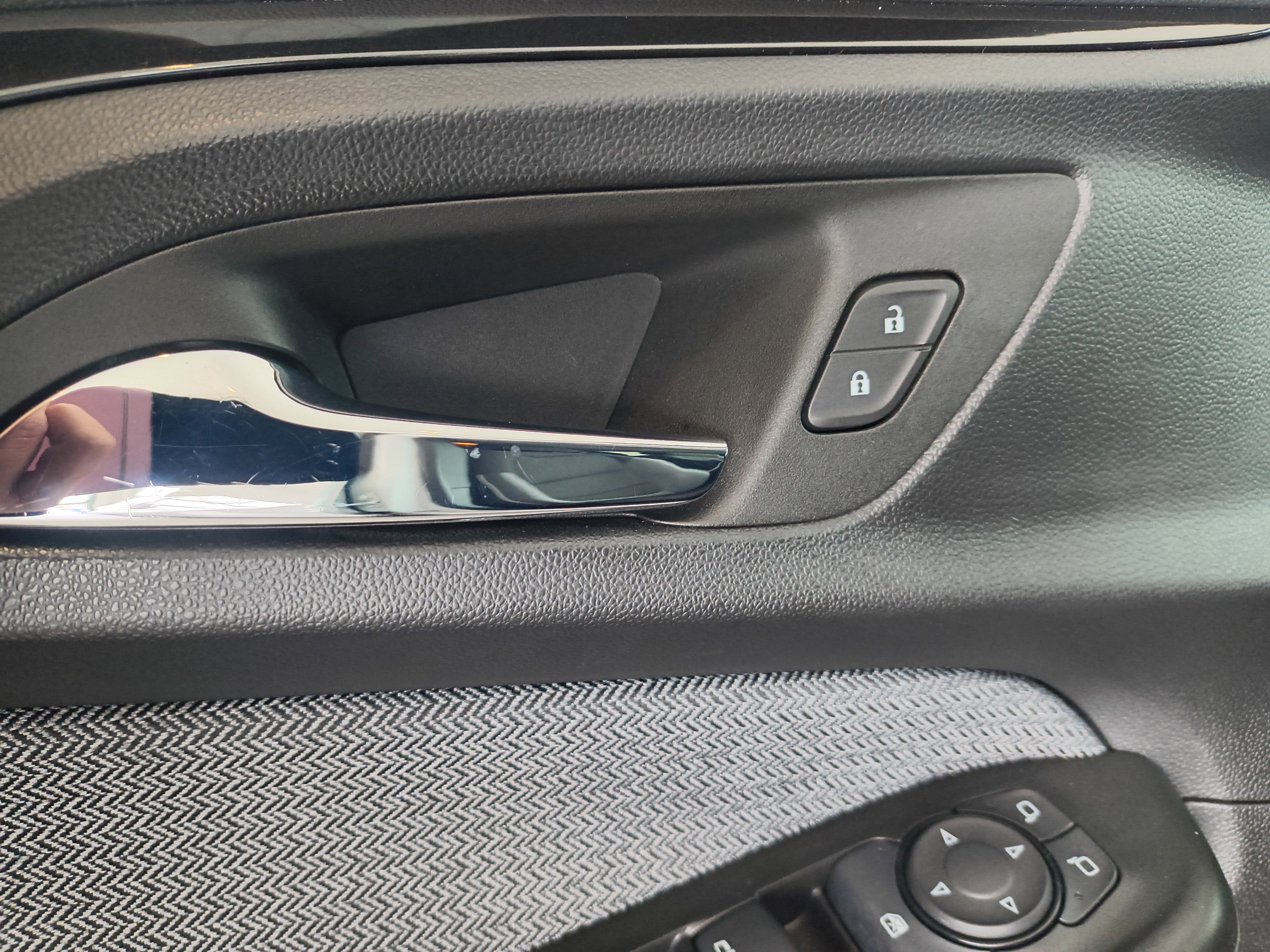 Used 2023 Chevrolet TrailBlazer LT image 11