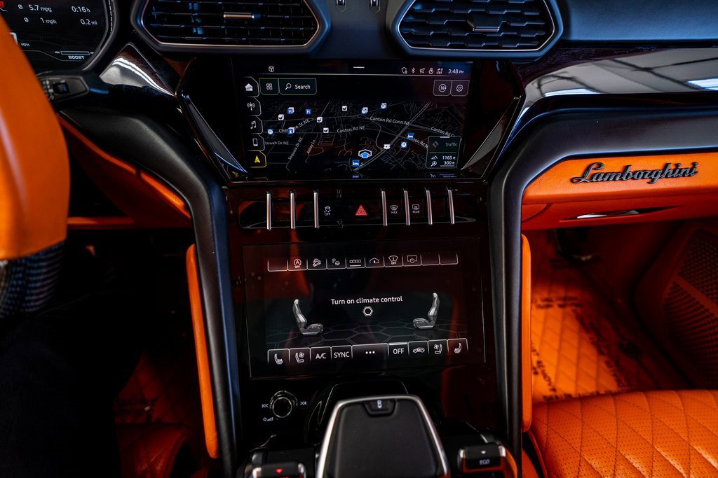 Used 2022 Lamborghini Urus image 61