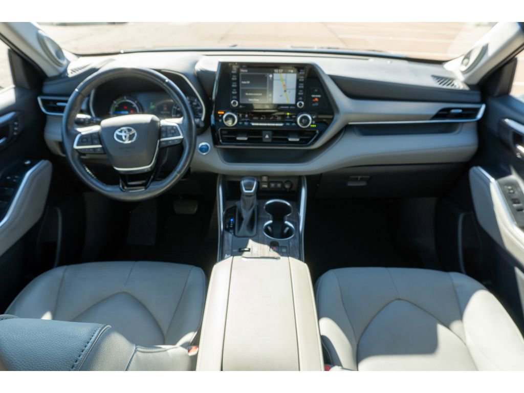 Used 2020 Toyota Highlander Limited image 21