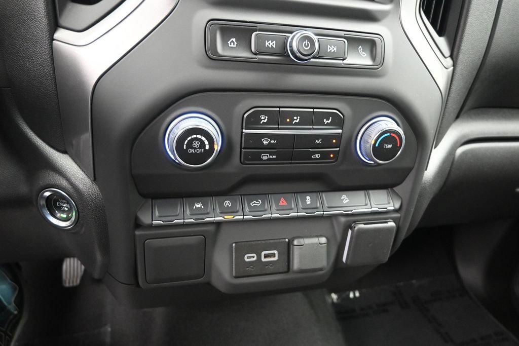Used 2025 Chevrolet Silverado 1500 Custom Trail Boss AWD/4WD image 13