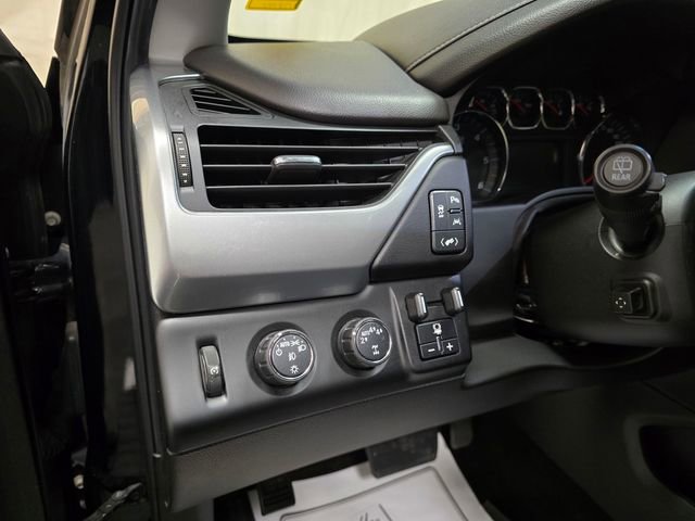 Used 2018 Chevrolet Tahoe LT w/ LT Signature Package image 18