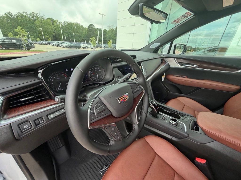 New 2026 Cadillac XT5 Premium Luxury w/ Driver Assist Package FWD image 15