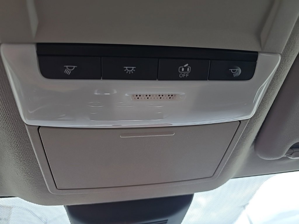 Used 2024 Nissan Sentra SV image 37