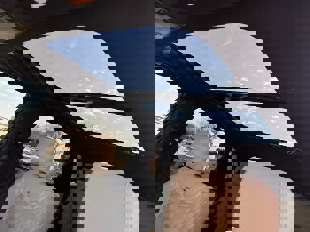 Used 2018 Cadillac XT5 Luxury w/ Driver Awareness Package image 23