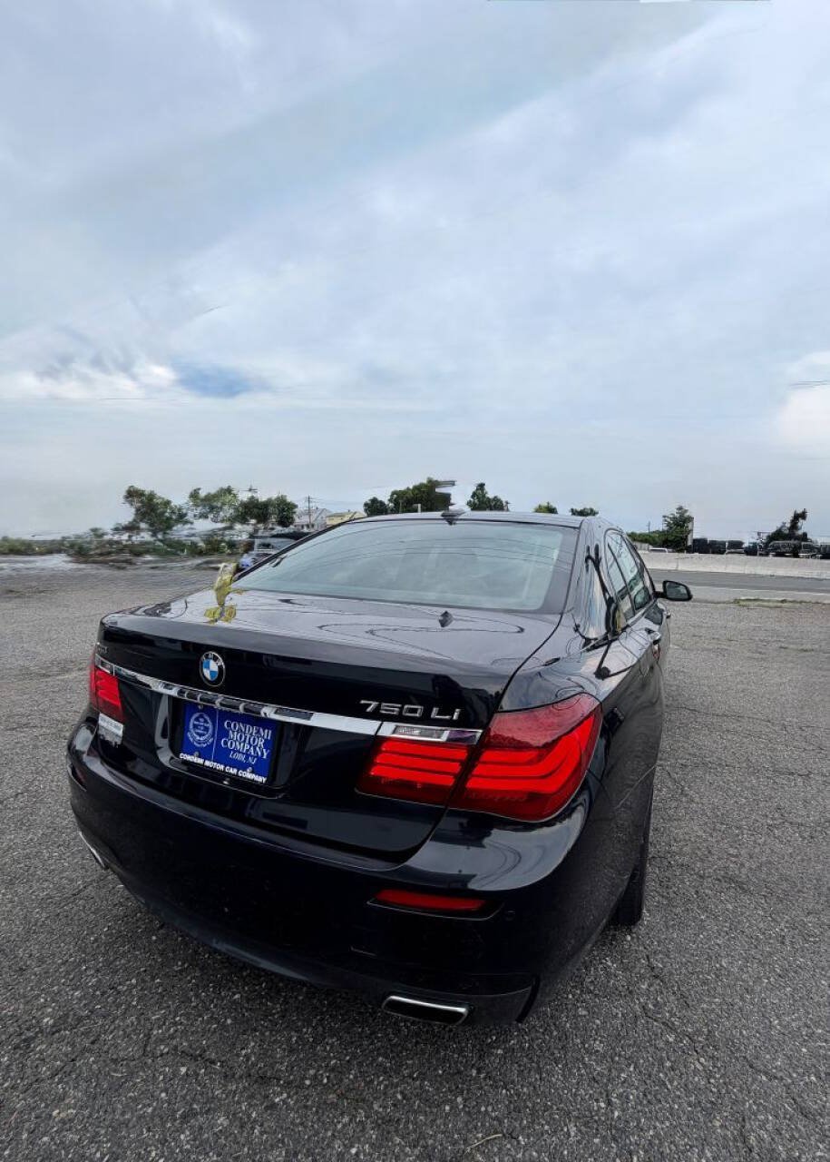 Used 2015 BMW 750Li xDrive AWD/4WD image 12