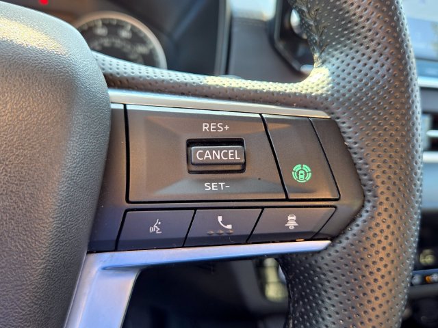 Used 2024 Mitsubishi Outlander SE AWD/4WD image 25