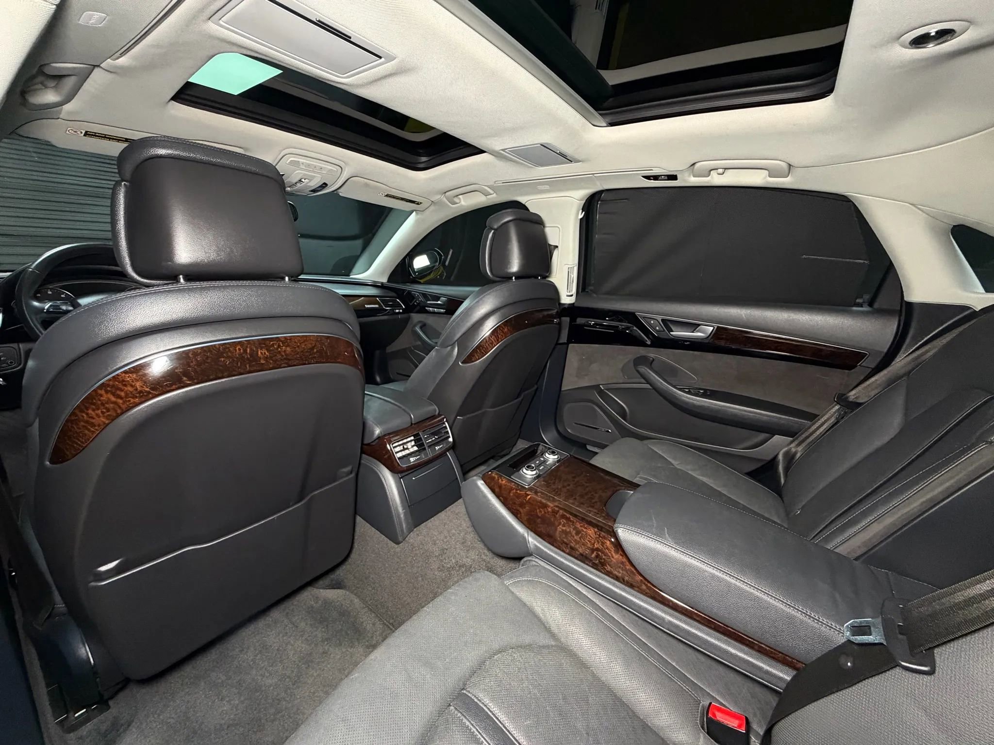 Used 2012 Audi A8 L 4.2 image 23