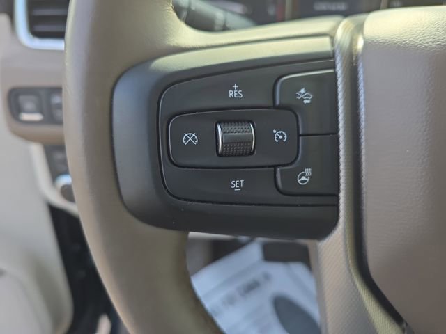 Used 2021 GMC Yukon Denali w/ Advanced Technology Package image 17