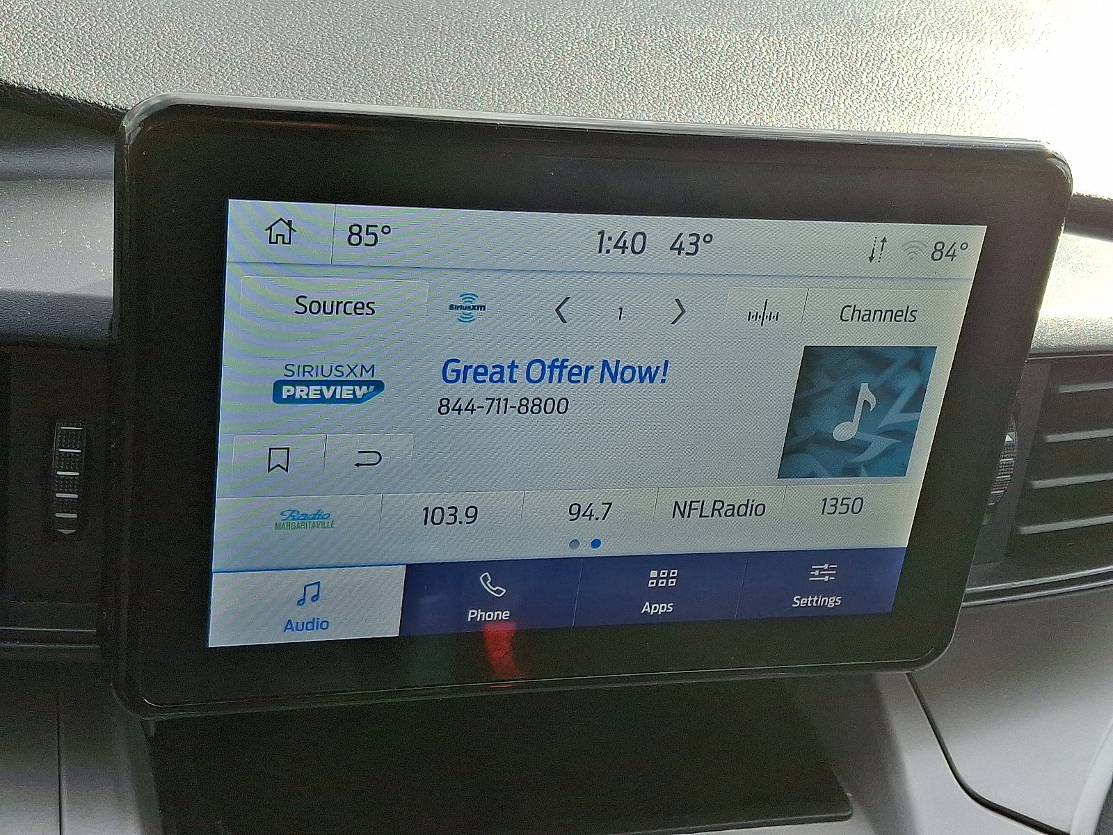 Used 2023 Ford Explorer XLT image 18