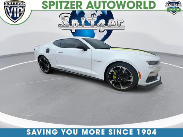 Used 2023 Chevrolet Camaro SS RWD image 2