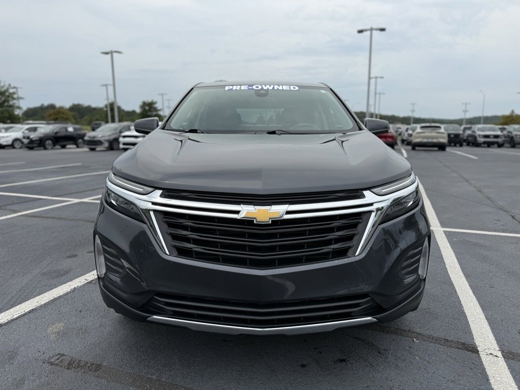 Used 2023 Chevrolet Equinox LT image 2
