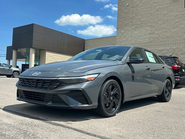 New 2026 Hyundai Elantra SEL Sport