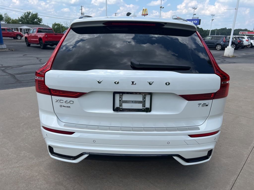 Certified 2025 Volvo XC60 T8 Plus w/ Protection Package Premier image 4