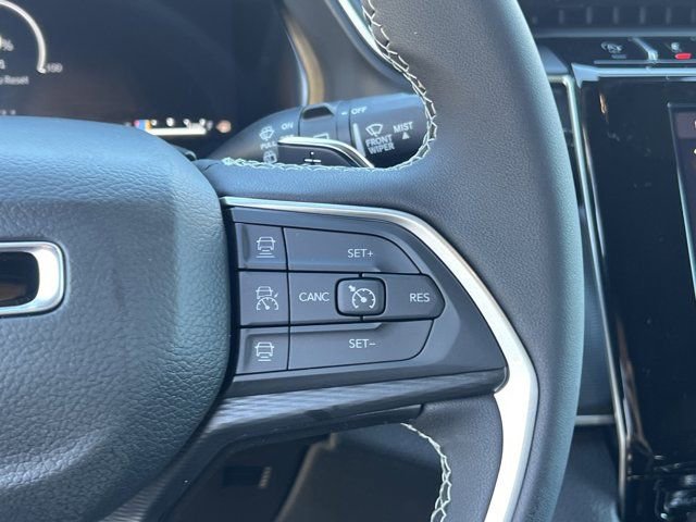 New 2025 Jeep Grand Cherokee Laredo RWD image 20