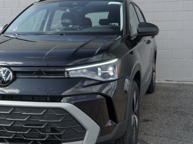 Used 2025 Volkswagen Taos S image 11