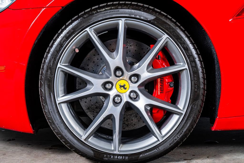 Used 2010 Ferrari California image 11