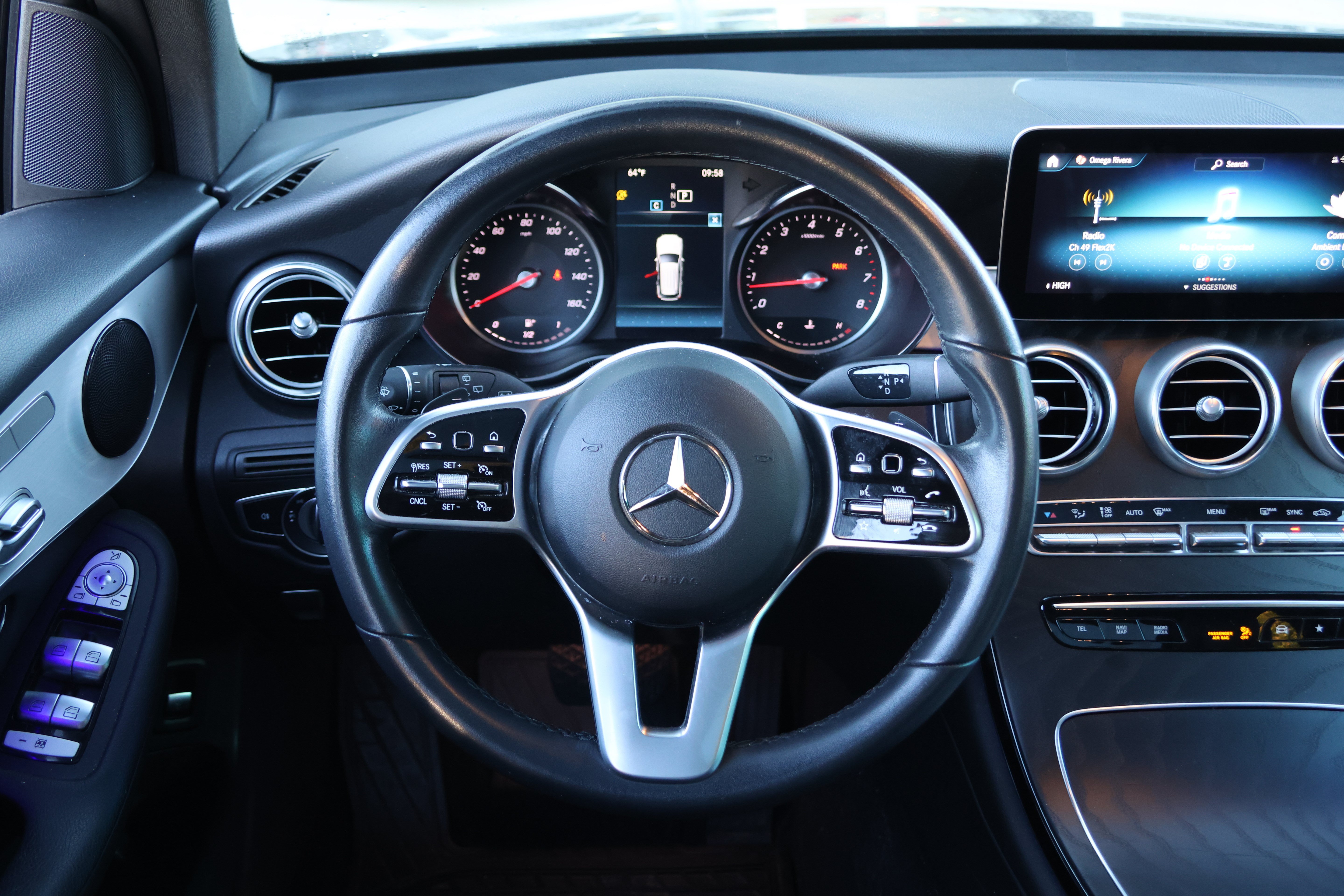 Used 2022 Mercedes-Benz GLC 300 image 27