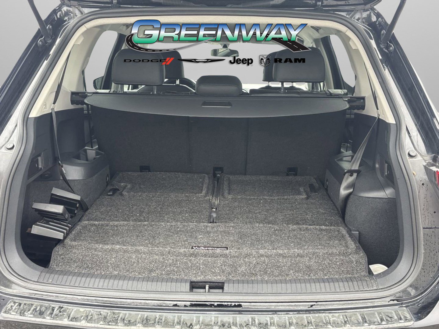 Used 2019 Volkswagen Tiguan SE image 24