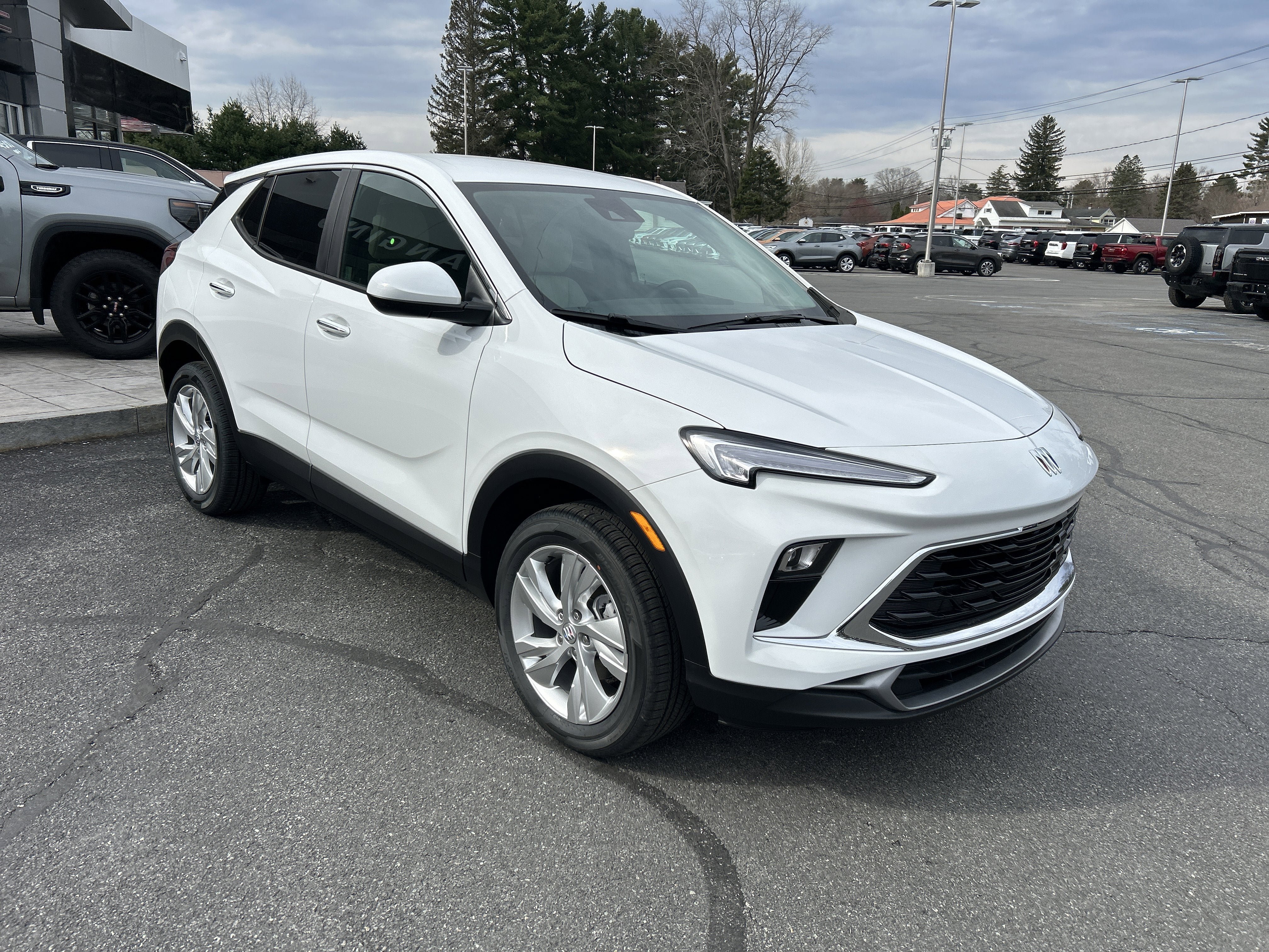 New 2026 Buick Encore GX Preferred w/ Comfort Package AWD/4WD image 11