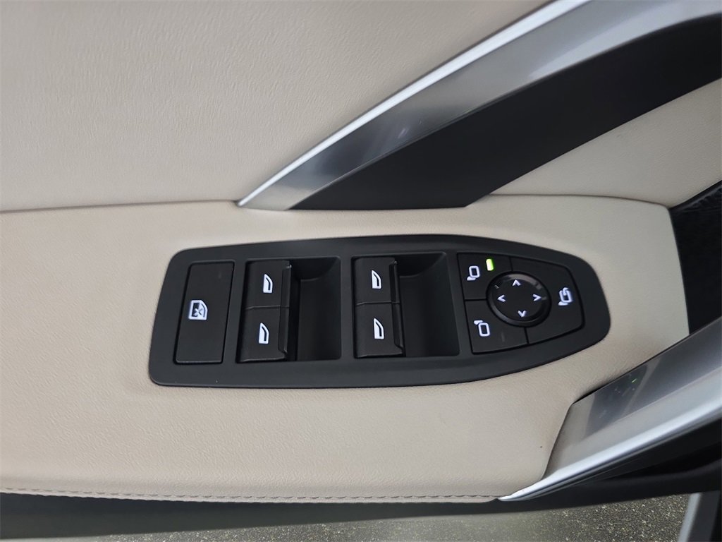 Used 2025 BMW X1 xDrive28i w/ Convenience Package image 29