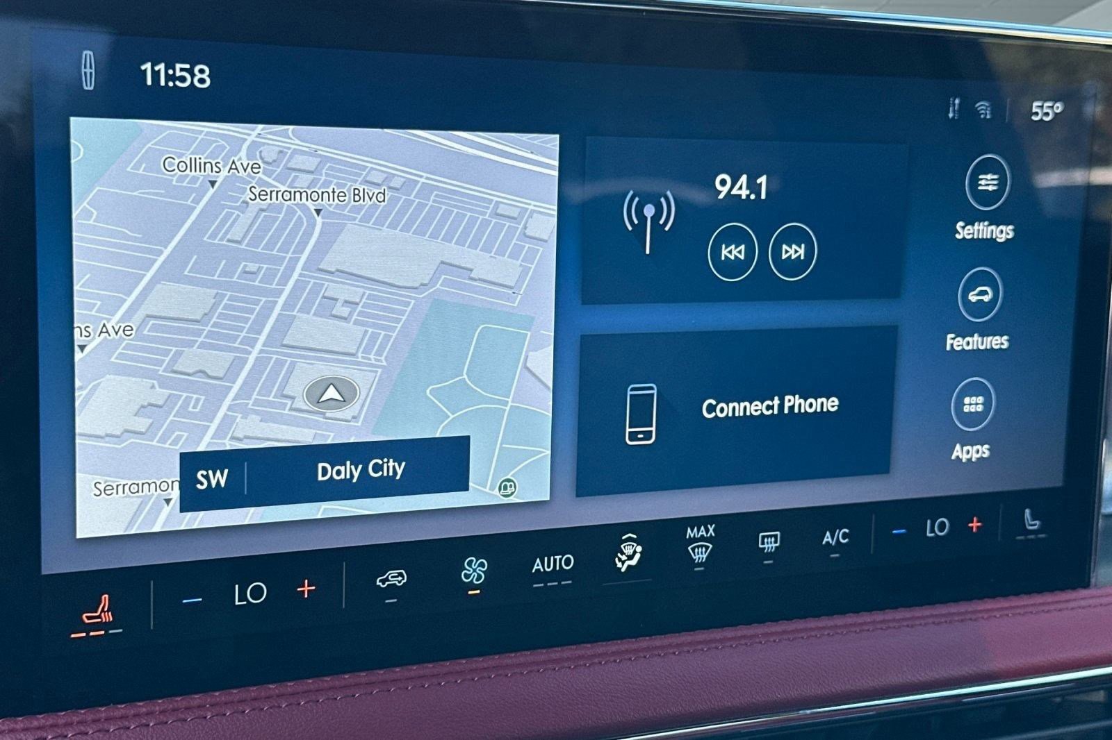 Used 2023 Lincoln Corsair Reserve w/ Jet Appearance Package image 20