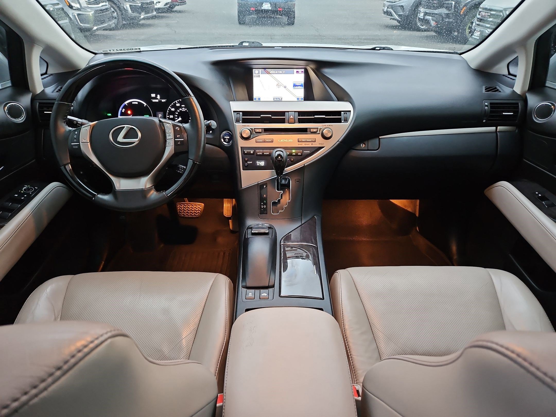 Used 2015 Lexus RX 450h AWD image 31